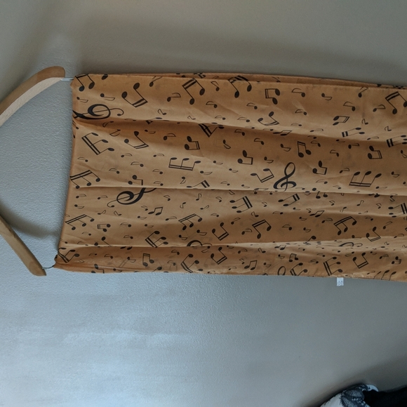 $2 with any bundle NEW without tags musical notes scarf orange color sheer - Picture 2 of 6